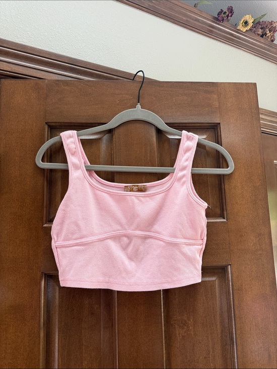 the copper closet Tops - Women’s Pink Ribbed Tank Crop Top